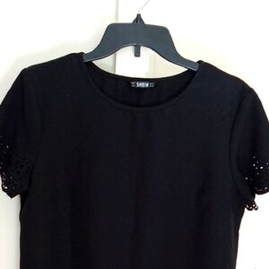 NEW.  LADIES' BLACK SHORT-SLEEVE BLOUSE BY SHEIN.  SIZE MEDIUM.  NWOT